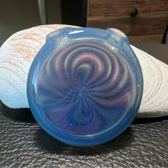 Rasta Swirl Hollow Glass Pendant - Picture 5 of 5